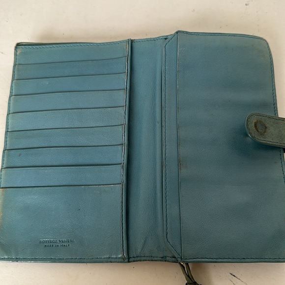 Bottega Veneta Woven Blue Leather Wallet - Picture 3 of 8
